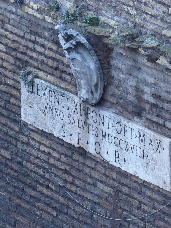 Between Termini & Colosseo Rome Exterior photo